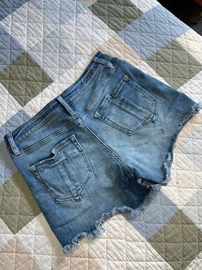 Vigoss Women's Light Blue Marley Short Denim